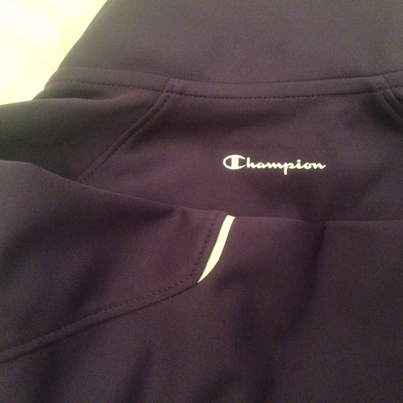 Champion purple sport jacket, size Medium - Picture 8 of 11